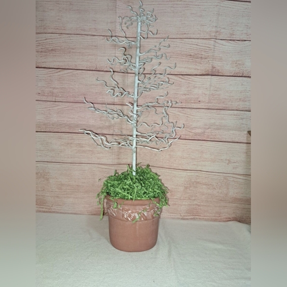 Vintage Decorative/Jewelry Tree in Terra Cotta Pot Wavy White Wire 20"   - Picture 3 of 4